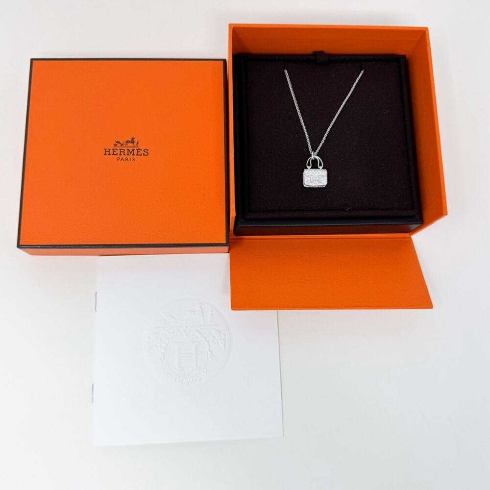 Hermes Amulettes Constance pendant